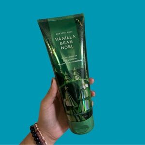 Bath & Body Works Vanilla Bean Noel Body Cream